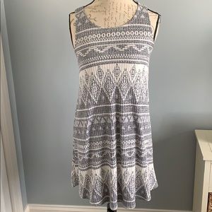 🌙Francesca’s pattern shift dress